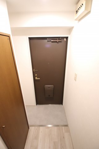 拡大写真:クオリティコート 3階306の玄関