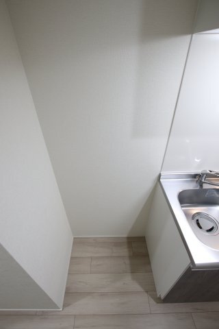 拡大写真:フジパレス北野田Ⅰ番館 3階303の冷蔵庫スペース
