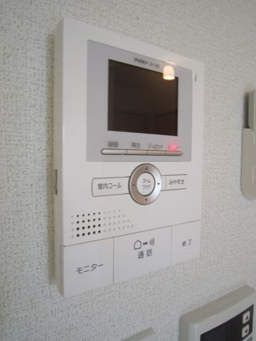 拡大写真:カーサ・セレノ 1階103のTVインターホン