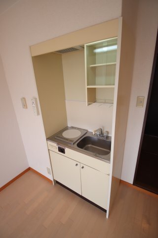 拡大写真:ドムス河内長野 5階502のキッチン