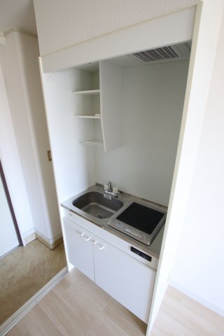 拡大写真：セインツ1号館 2階208のキッチン