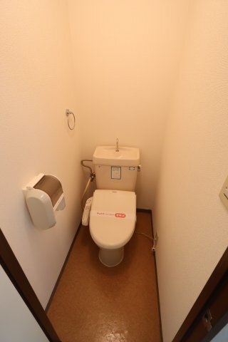 拡大写真:メロディーハイム 1階101のトイレ