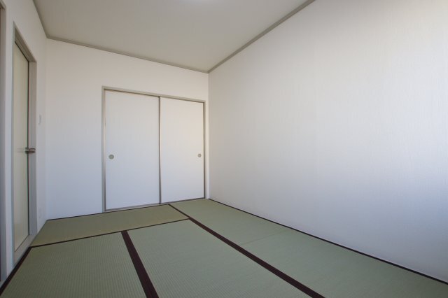 拡大写真:サンハイツB 1階102の寝室