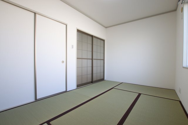 拡大写真:サンハイツB 1階102の和室
