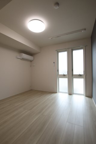 拡大写真:CASAMUKAINO 3階303の寝室