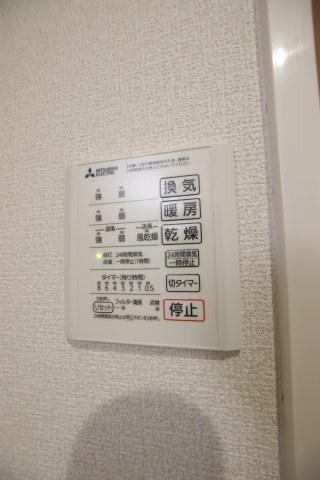 拡大写真:CASAMUKAINO 3階303の浴室乾燥機