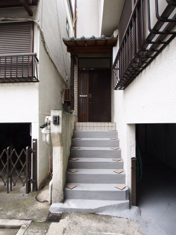 拡大写真:Re-Home福田 1階1104-の階段