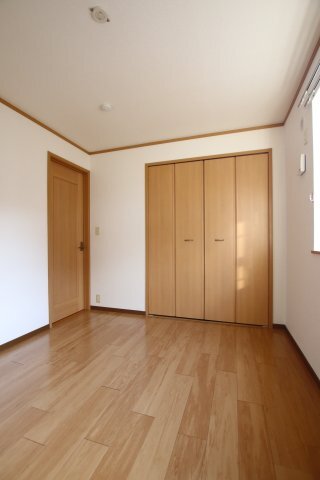 拡大写真:ミシュカーン 1階102の寝室