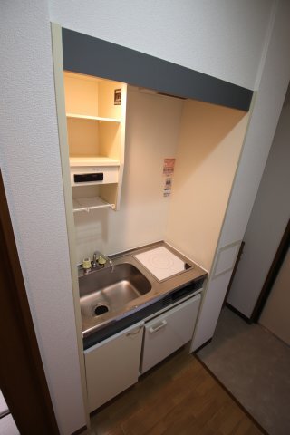 拡大写真:サンコークレアール 4階401のキッチン