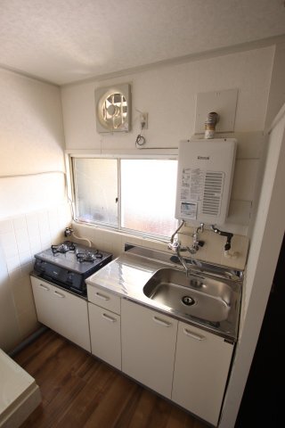 拡大写真:マンション北野田 1階16のキッチン