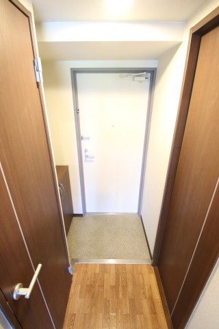 拡大写真:サワー・ドゥ白鷺 4階411の玄関