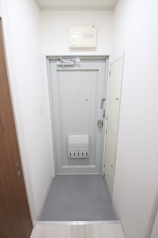 拡大写真:第2山内マンション 1階102の玄関