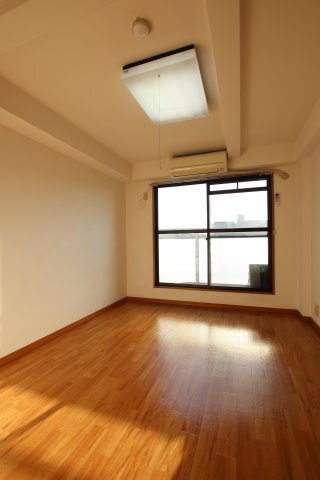 拡大写真:ラフォーレ北野田 3階302の玄関