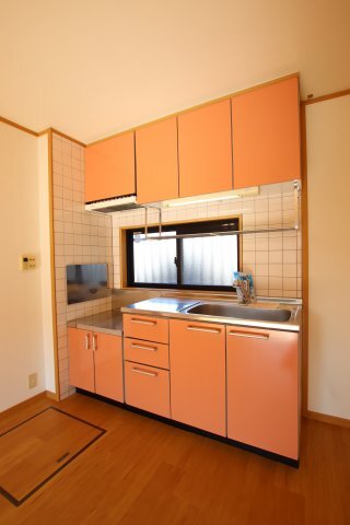 拡大写真:ローレルハイツ 3階305のキッチン
