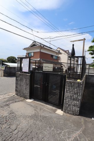 拡大写真:メゾンプレミール 2階210の敷地内ゴミ置き場