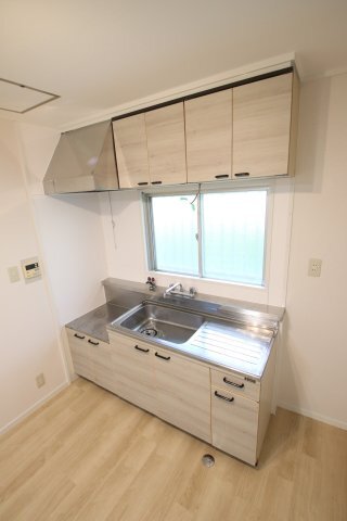 拡大写真:滝谷ユタカハイツ 1階102のキッチン