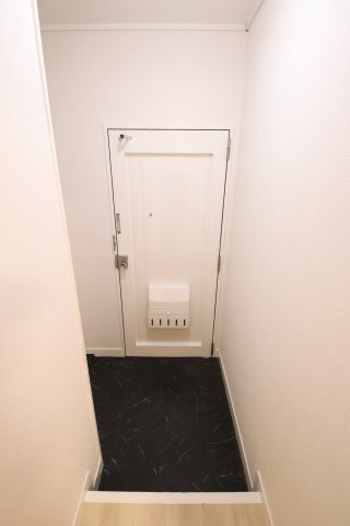 拡大写真:滝谷ユタカハイツ 1階102の玄関