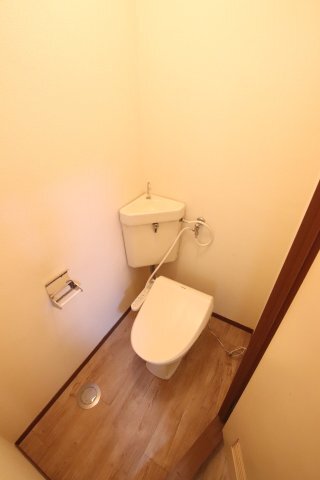 拡大写真:滝谷ユタカハイツ 2階205のトイレ