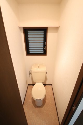 拡大写真:プレアール八田北町 3階307のトイレ
