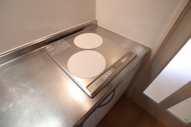 拡大写真：プロスパーハイツ深井 3階301のＩＨコンロ