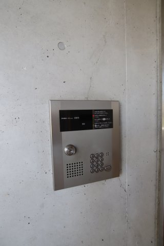 拡大写真：プロスパーハイツ深井 3階301のオートロック