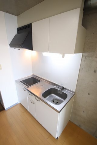 拡大写真:プロスパーハイツ深井 2階204のキッチン