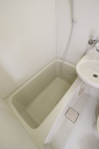 拡大写真:ルミエール旭ヶ丘 3階301の風呂