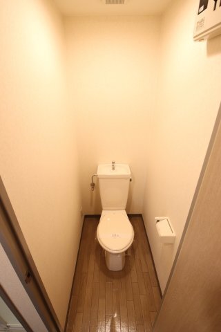 拡大写真:上田マンション 2階205のトイレ