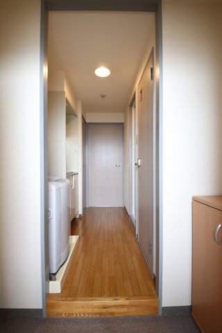 拡大写真:上田マンション 2階205の玄関