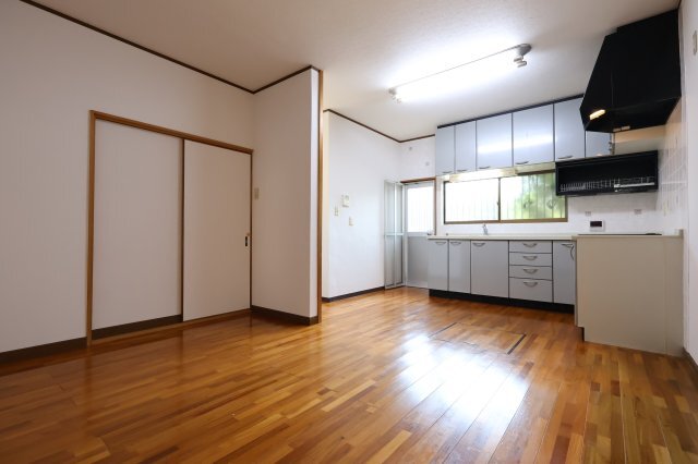 拡大写真:堺市中区辻之戸建 1階-の居間