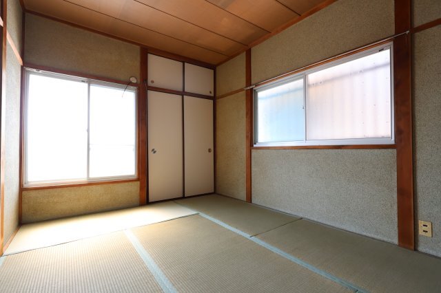 拡大写真:堺市中区辻之戸建 1階-の和室
