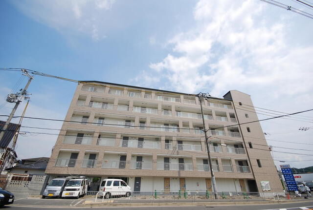 拡大写真:シャンテー御殿山2番館 5階502の外観
