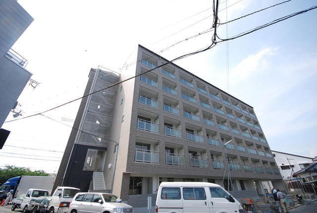拡大写真:シャンテー御殿山2番館 5階502の外観