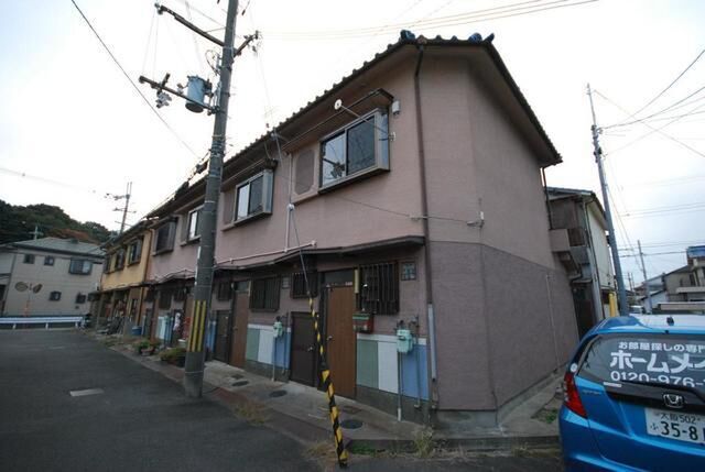 渚元町貸家の外観