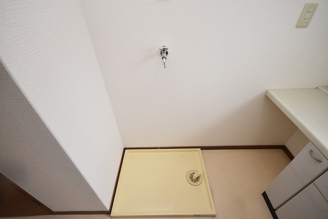拡大写真:グリーンタウン東香里マンション 4階402の内観