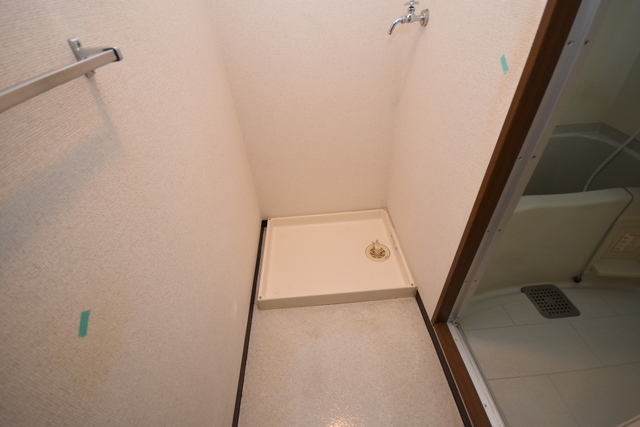 拡大写真：デイグラン香里園北 1階102の内観