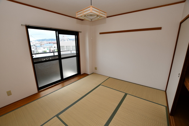 拡大写真：マンション奥野 3階302の内観