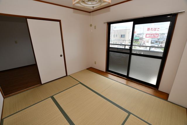 拡大写真：マンション奥野 3階302の内観