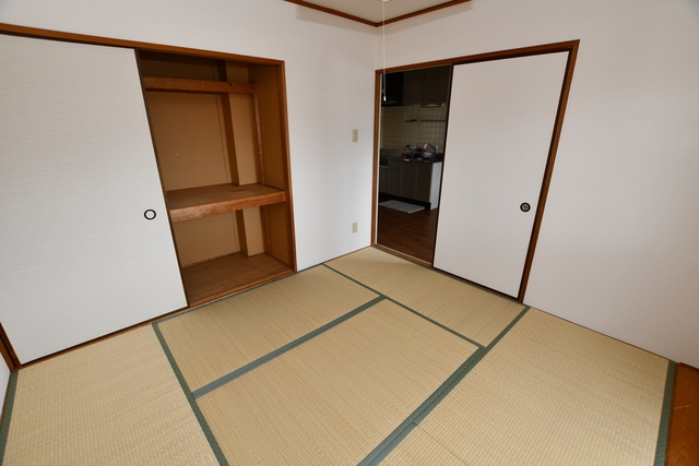 拡大写真：マンション奥野 3階302の内観