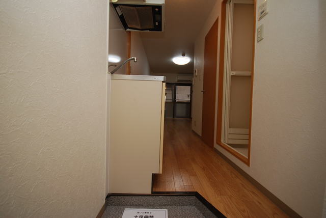 拡大写真:レオハイム津田1 1階113の内観
