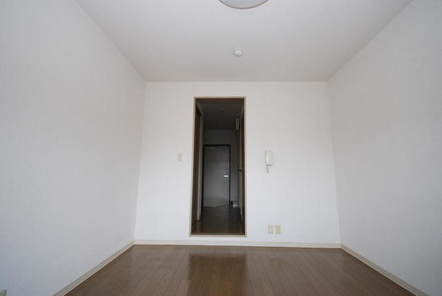拡大写真:ソレイユ川崎 3階307の内観