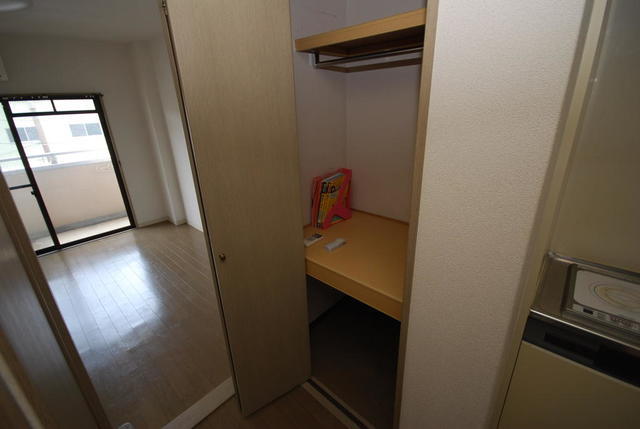 拡大写真:ソレイユ川崎 3階307の内観