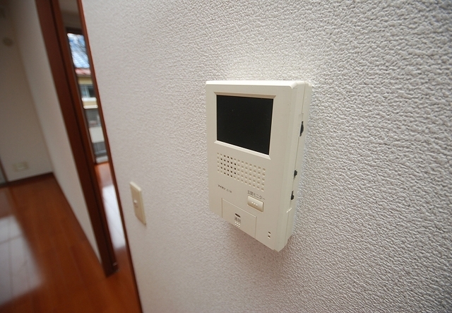拡大写真:クレメンテカミダA棟 2階201のTVモニターホン