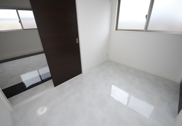 拡大写真:アフロディテ寝屋川 3階301の洋室