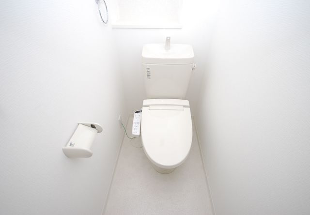 拡大写真:アフロディテ寝屋川 3階301のトイレ