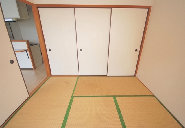 拡大写真:長楽ビル 8階803の和室