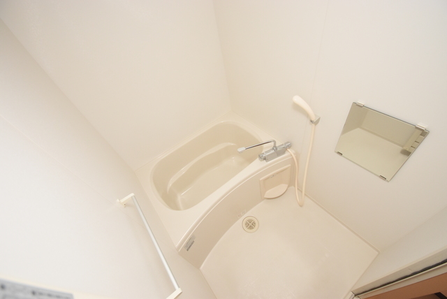 拡大写真:レオハイム木屋 4階403の内観