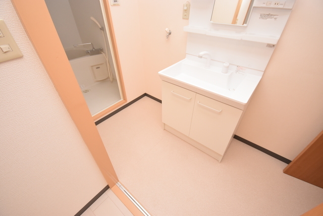拡大写真:レオハイム木屋 4階403の内観