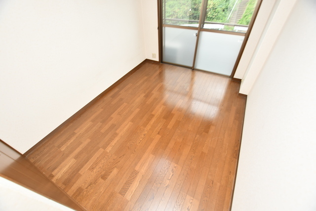 拡大写真:フリーディオ木屋元町 3階205の洋室