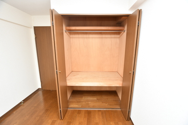拡大写真:フリーディオ木屋元町 3階205の収納